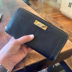 Black zippered Marc Jacobs wallet